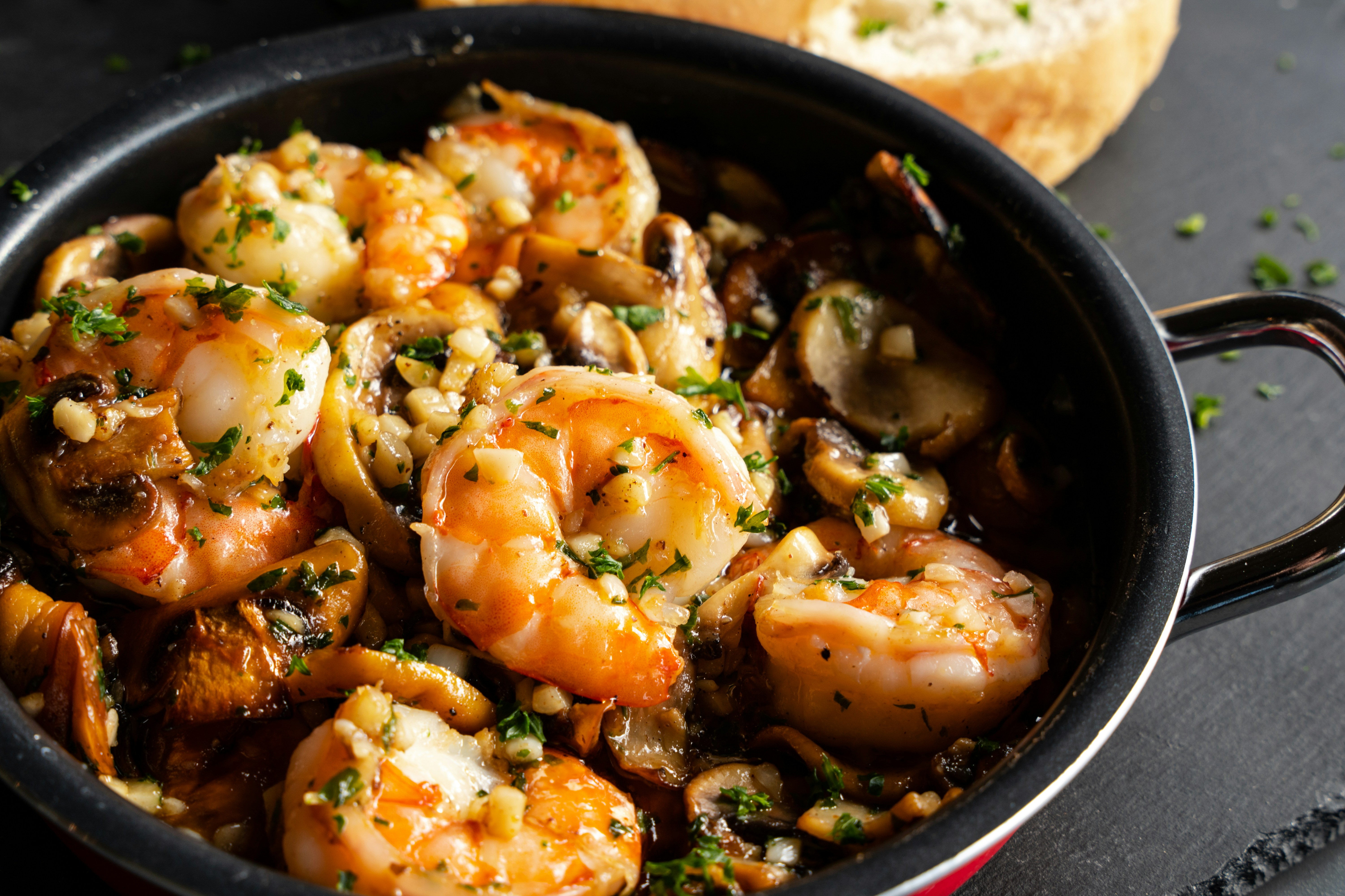 Garlic shrimp — Photo by Durenne Loris on Unsplash